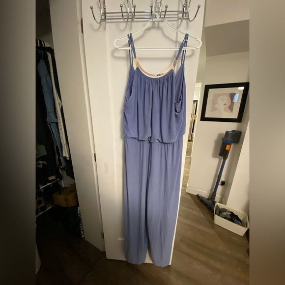 Wide-leg Blue Jumpsuit - Picture 2 of 5